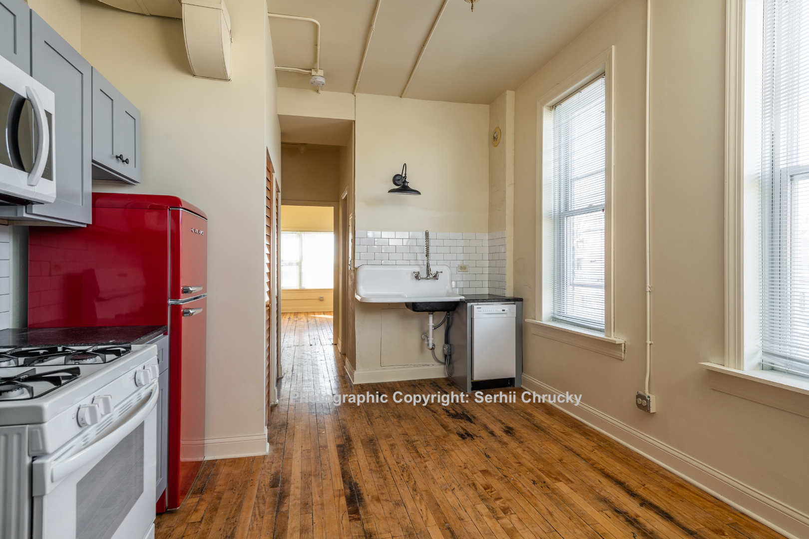 934 W 19th Street 2