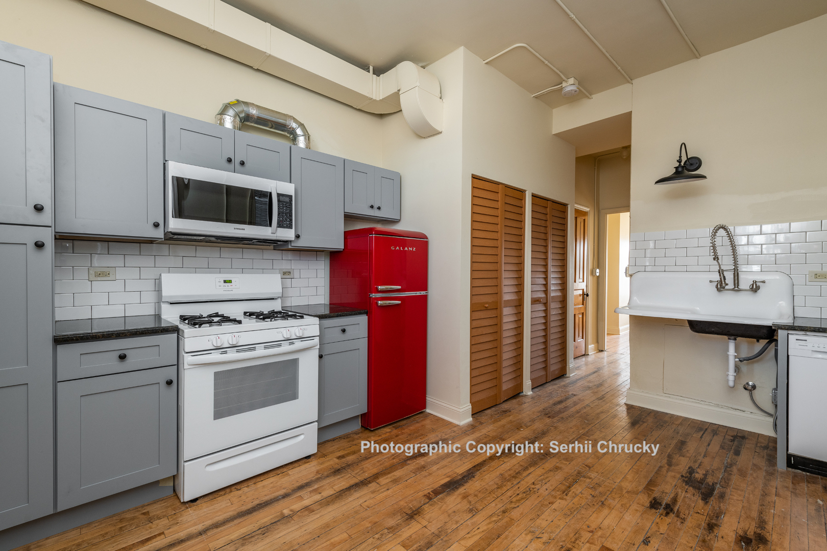 934 W 19th Street 2