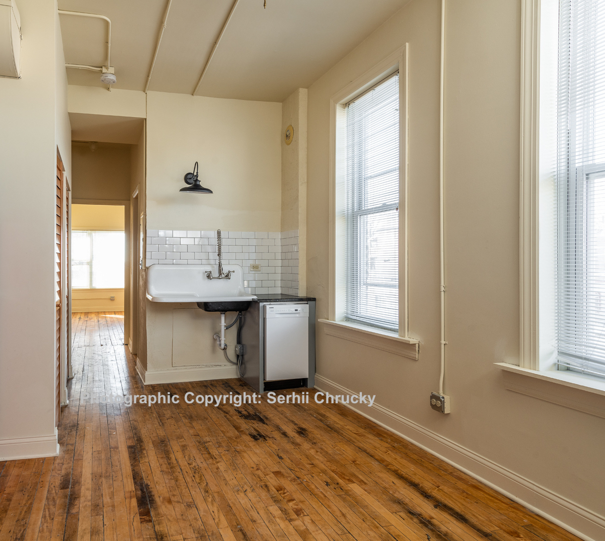 934 W 19th Street 2