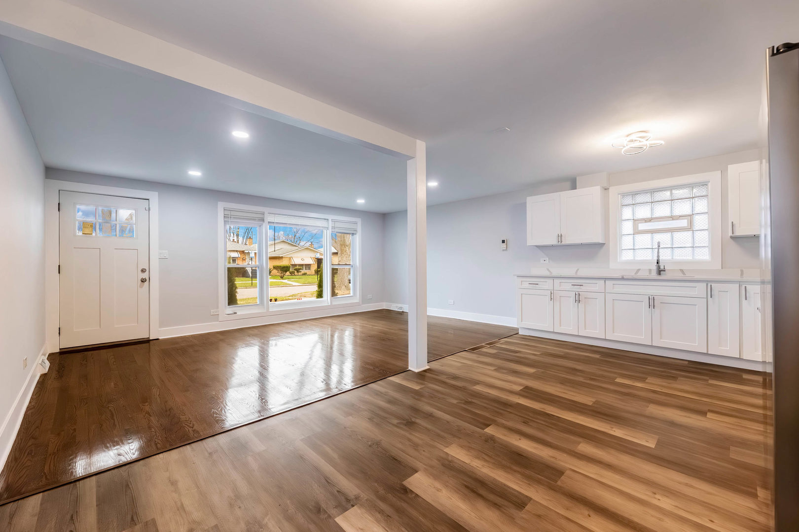 11619 S Aberdeen Street