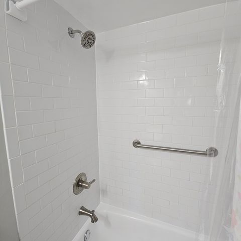 Tiny photo for 1198 Royal Glen Drive #312B, Glen Ellyn, IL 60137 (MLS # 12503373)