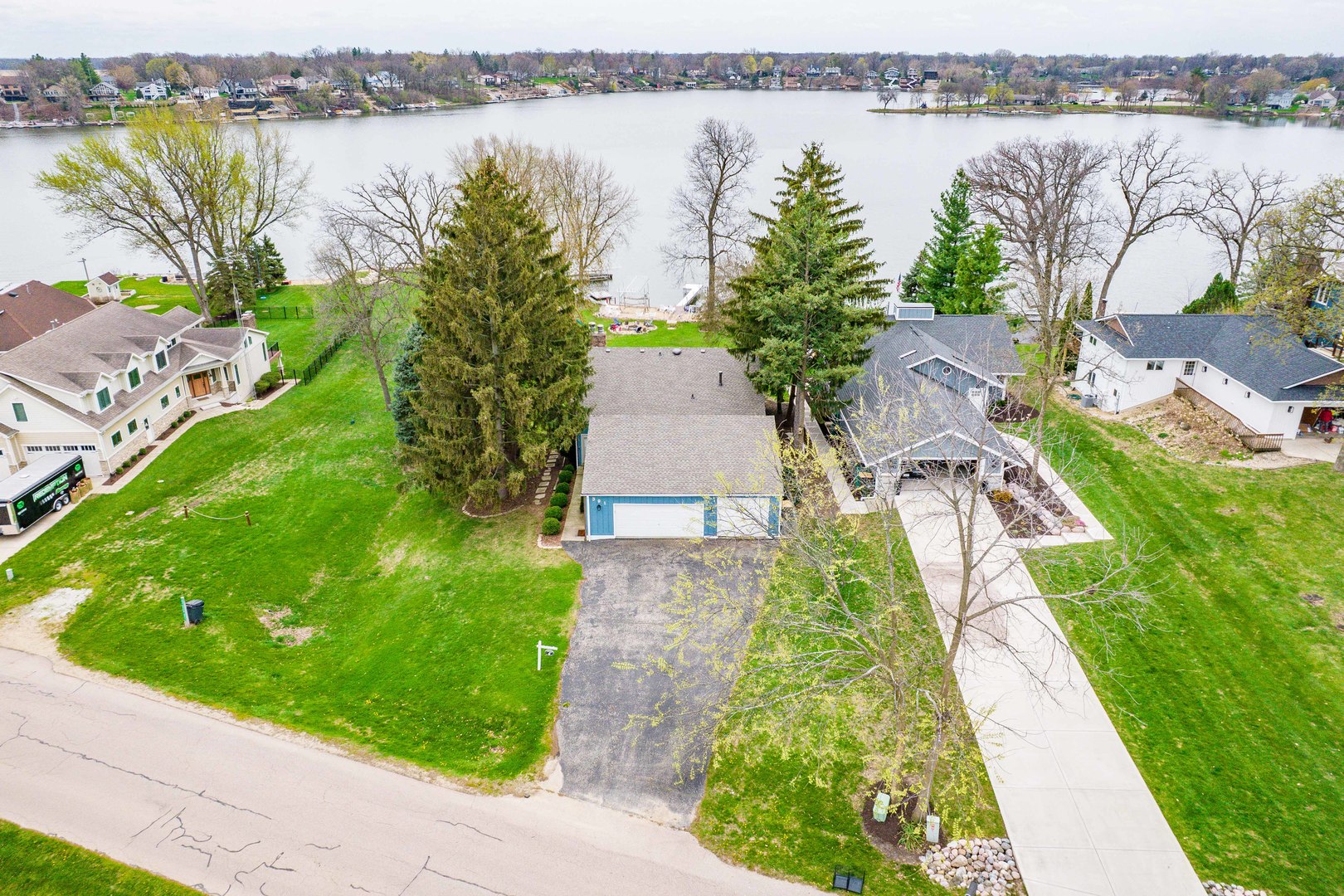 391 Holiday Drive