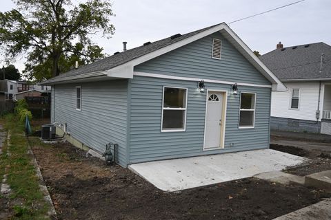 Tiny photo for 671 E Bluff Street, Marseilles, IL 61341 (MLS # 12481226)