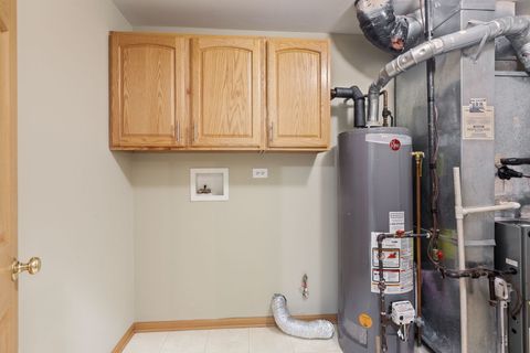 Tiny photo for 464 Horizon Drive, Bartlett, IL 60103 (MLS # 12464400)