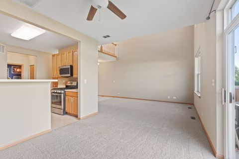 Tiny photo for 464 Horizon Drive, Bartlett, IL 60103 (MLS # 12464400)