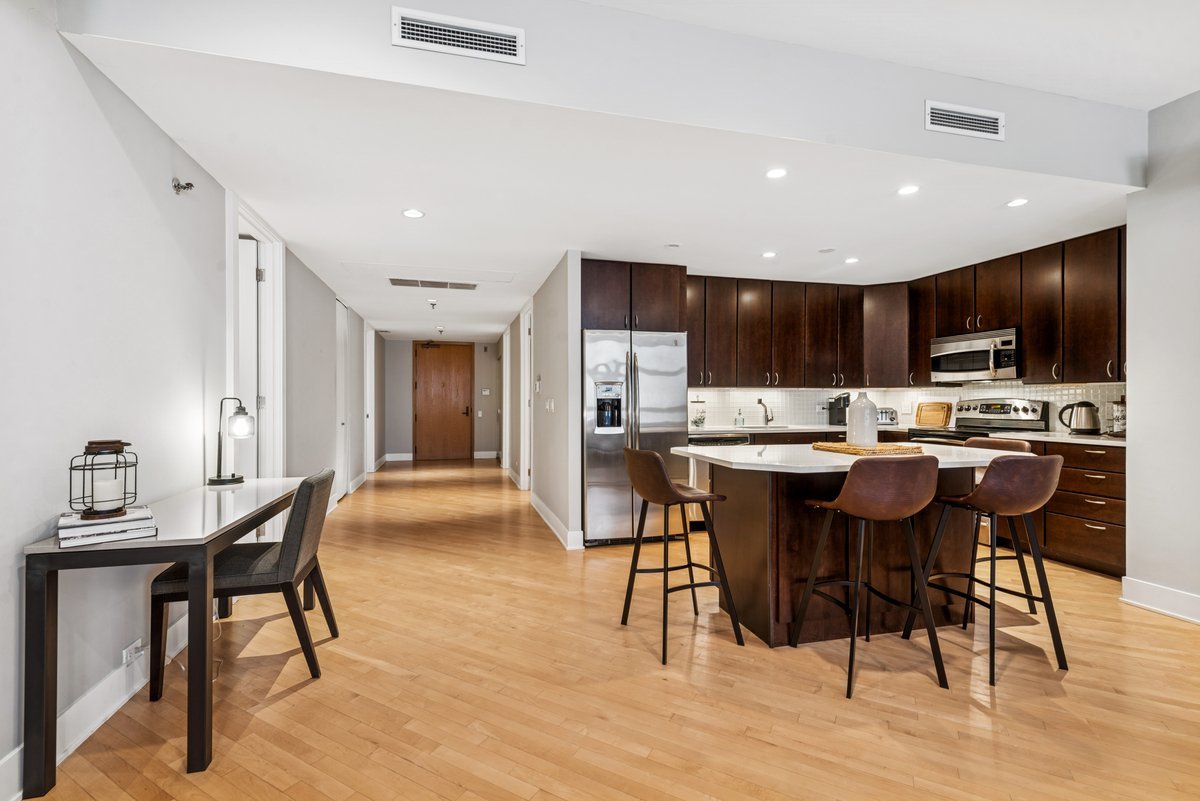 680 N LAKE SHORE Drive 1407