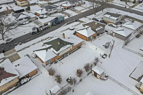 Tiny photo for 16061 Wabash Avenue, South Holland, IL 60473 (MLS # 12531143)