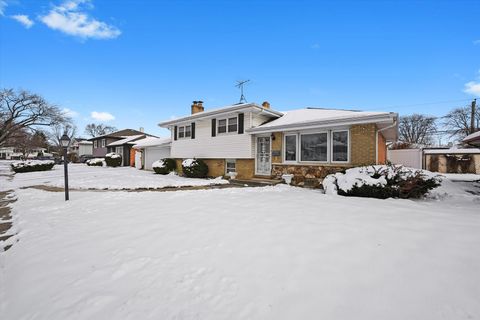 Tiny photo for 16061 Wabash Avenue, South Holland, IL 60473 (MLS # 12531143)