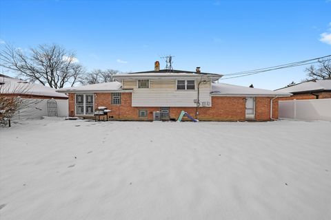 Tiny photo for 16061 Wabash Avenue, South Holland, IL 60473 (MLS # 12531143)