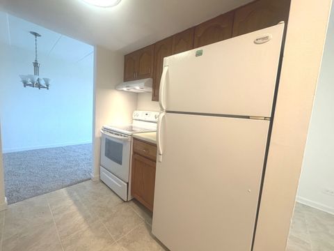 Tiny photo for 1 Renaissance Place #615, Palatine, IL 60067 (MLS # 12483409)