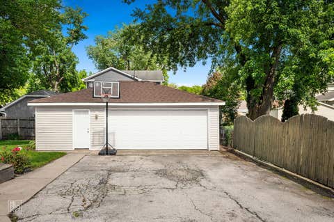 Tiny photo for 511 S Highland Avenue, Lombard, IL 60148 (MLS # 12727406)