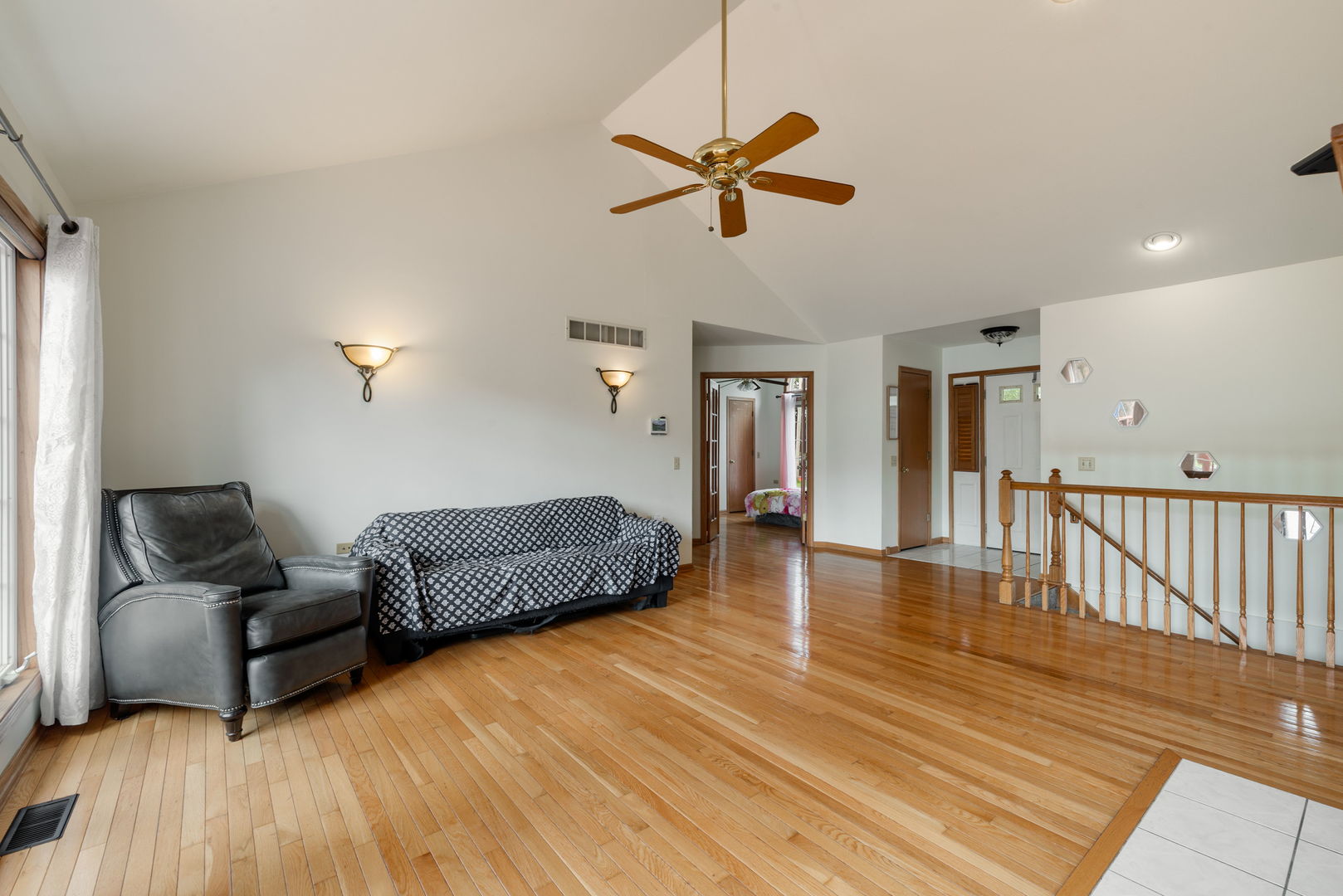 206 1/2 Redbud Drive