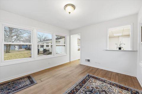 Tiny photo for 208 W State Street, North Aurora, IL 60542 (MLS # 12577673)