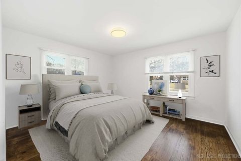 Tiny photo for 208 W State Street, North Aurora, IL 60542 (MLS # 12577673)