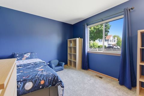 Tiny photo for 425 Hobart Drive, South Elgin, IL 60177 (MLS # 12651090)