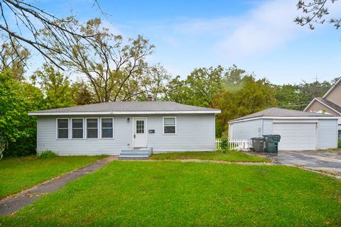 904 Warrior Street Round Lake Heights IL 60073