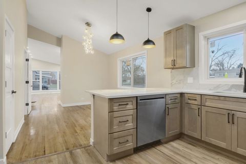 Tiny photo for 15401 Ellis Avenue, Dolton, IL 60419 (MLS # 12605647)