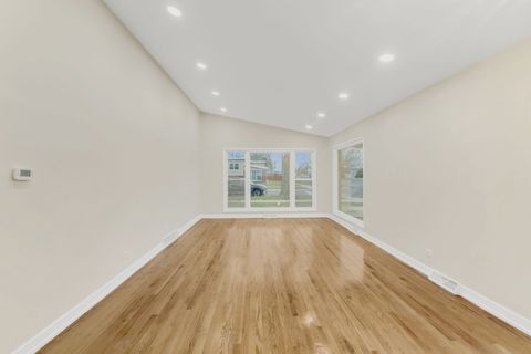 Tiny photo for 15401 Ellis Avenue, Dolton, IL 60419 (MLS # 12605647)