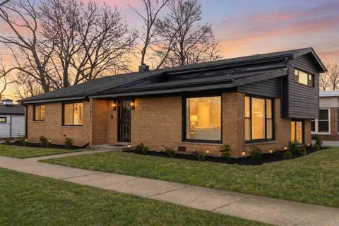 Tiny photo for 15401 Ellis Avenue, Dolton, IL 60419 (MLS # 12605647)