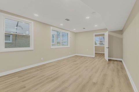 Tiny photo for 15401 Ellis Avenue, Dolton, IL 60419 (MLS # 12605647)