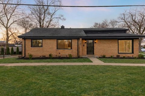Tiny photo for 15401 Ellis Avenue, Dolton, IL 60419 (MLS # 12605647)