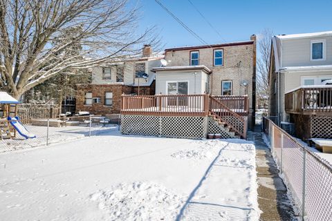 Tiny photo for 1630 Grove Avenue, Berwyn, IL 60402 (MLS # 12556165)