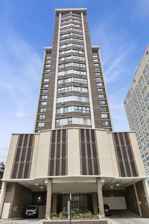 6325 N Sheridan Road 2007 Chicago IL 60660
