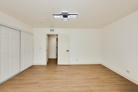 Tiny photo for 2 Oakmont Court, Streamwood, IL 60107 (MLS # 12757499)