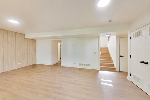 Tiny photo for 2 Oakmont Court, Streamwood, IL 60107 (MLS # 12757499)