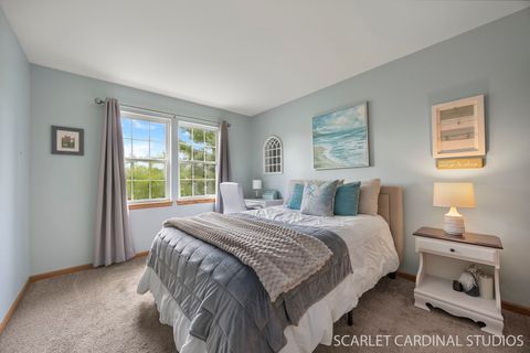 Tiny photo for 91 Forestview Lane, Aurora, IL 60502 (MLS # 12639746)