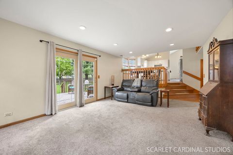 Tiny photo for 91 Forestview Lane, Aurora, IL 60502 (MLS # 12639746)