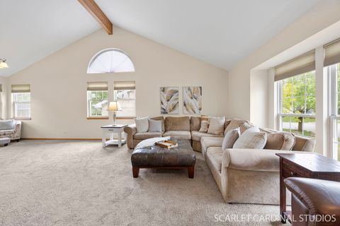 Tiny photo for 91 Forestview Lane, Aurora, IL 60502 (MLS # 12639746)