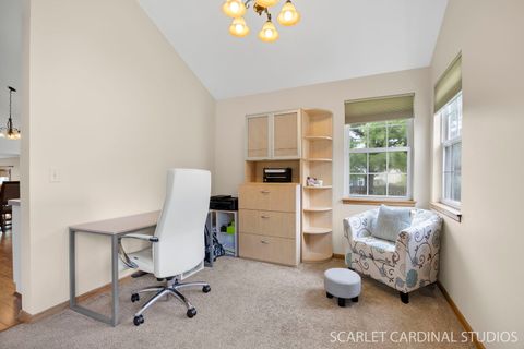 Tiny photo for 91 Forestview Lane, Aurora, IL 60502 (MLS # 12639746)