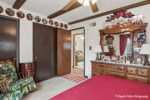 Tiny photo for 908 French Drive, Mundelein, IL 60060 (MLS # 12586801)