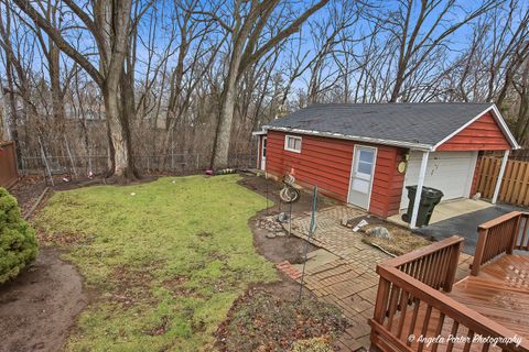 Tiny photo for 908 French Drive, Mundelein, IL 60060 (MLS # 12586801)