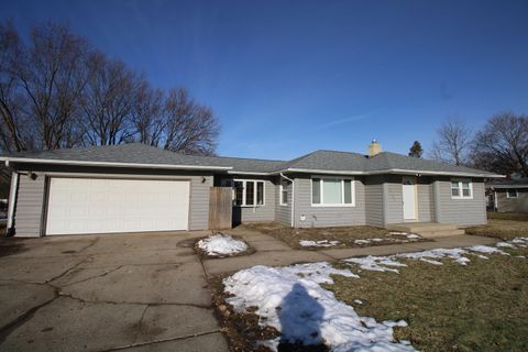 Photo of 4193 Ardmore Avenue, Rockford, IL 61102 (MLS # 12536573)