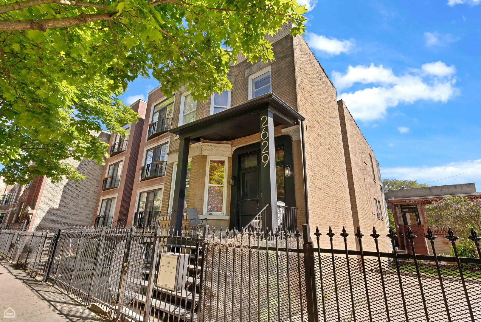 2629 W Evergreen Avenue