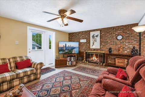 Tiny photo for 143 Woodstock Avenue, Clarendon Hills, IL 60514 (MLS # 12709627)