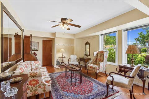 Tiny photo for 143 Woodstock Avenue, Clarendon Hills, IL 60514 (MLS # 12709627)