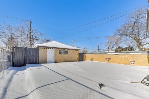 Tiny photo for 9100 S Emerald Avenue, Chicago, IL 60620 (MLS # 12554755)