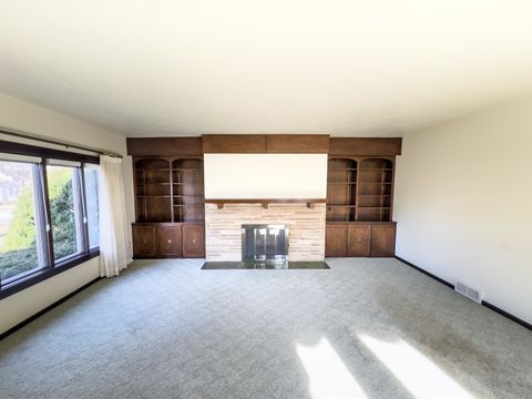 Tiny photo for 308 S Jackson Street, Flanagan, IL 61740 (MLS # 12545613)