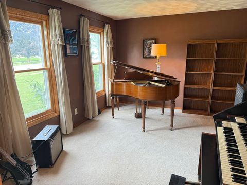 Tiny photo for 1891 Indian Springs Court, Freeport, IL 61032 (MLS # 12452691)