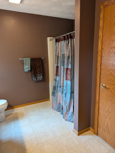 Tiny photo for 1891 Indian Springs Court, Freeport, IL 61032 (MLS # 12452691)