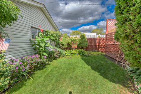 Tiny photo for 4824 N Natchez Avenue, Chicago, IL 60656 (MLS # 12494199)
