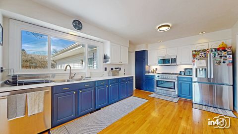 Tiny photo for 7731 Maple Street, Morton Grove, IL 60053 (MLS # 12586045)