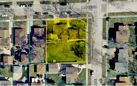 Tiny photo for 7731 Maple Street, Morton Grove, IL 60053 (MLS # 12586045)