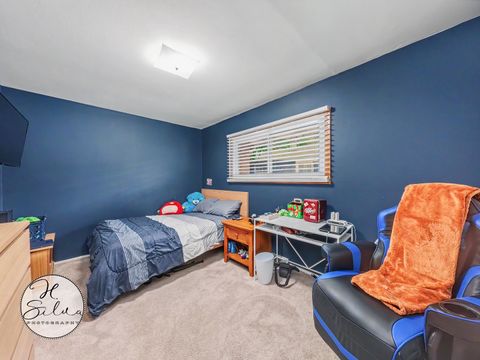 Tiny photo for 4402 Sycamore Lane, Rolling Meadows, IL 60008 (MLS # 12714556)