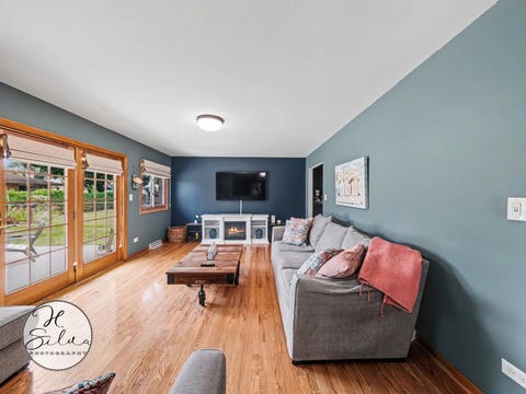 Tiny photo for 4402 Sycamore Lane, Rolling Meadows, IL 60008 (MLS # 12714556)