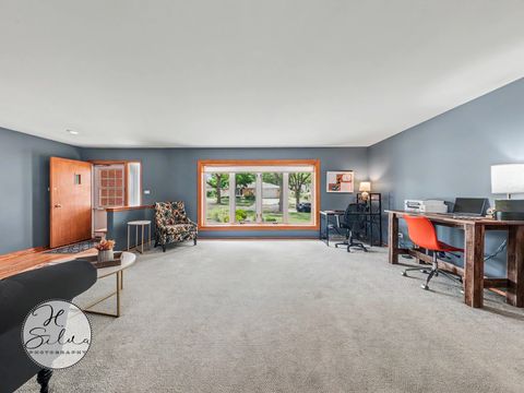 Tiny photo for 4402 Sycamore Lane, Rolling Meadows, IL 60008 (MLS # 12714556)