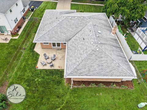 Tiny photo for 4402 Sycamore Lane, Rolling Meadows, IL 60008 (MLS # 12714556)